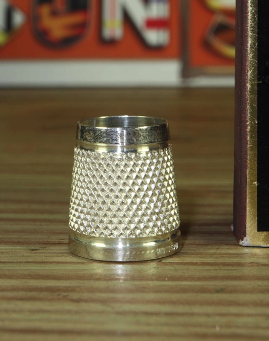 Fingerhut Sterling Silber Schneider offen
