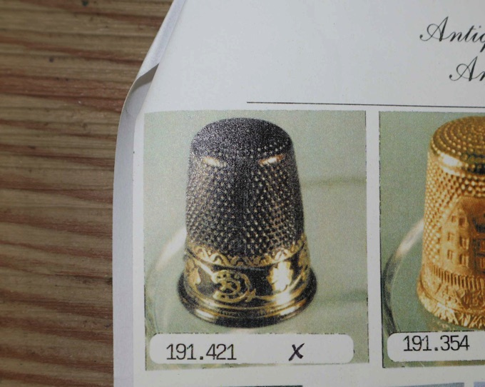 Fingerhut antik Tombak Kleeblatt Hufeisen