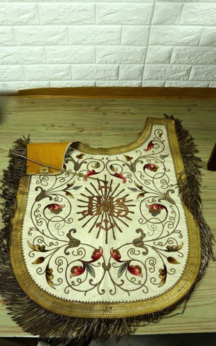 Stola antik Kasel IHS