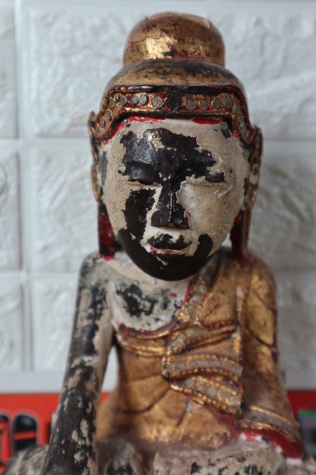 Asiatika Budda sitzend antik Burma