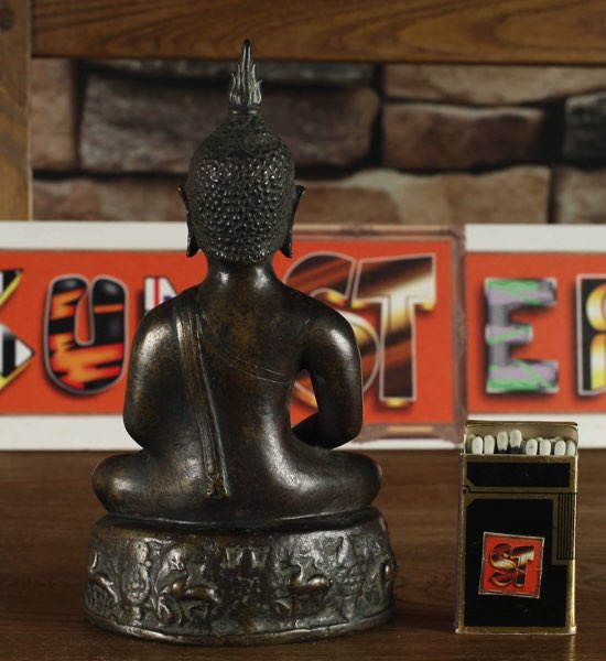 Asiatika Buddha Bronze sitzend Lotussitz