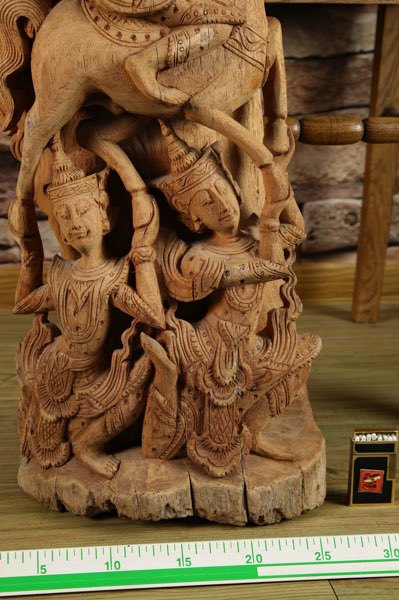 Asiatika Holzrelief antik 110cm