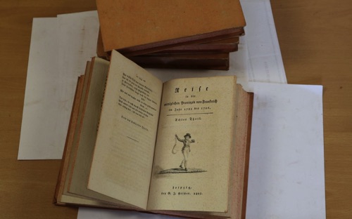 Reise mittaeglischen Provinzen Frankreich 8 Bände 4 Bücher