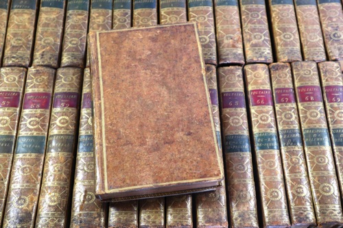 ouvres completes de voltaire 1784 70 Bände Bücher