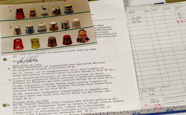 Fingerhut Bernstein gemustert