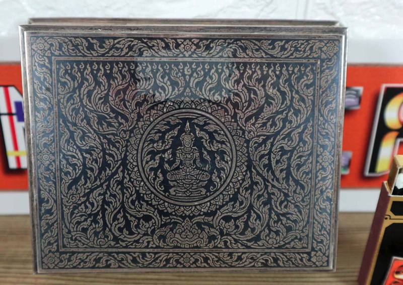 Staatsgeschenk Silber Zigarettendose Thailand Prapas Limpabandhu Scheel