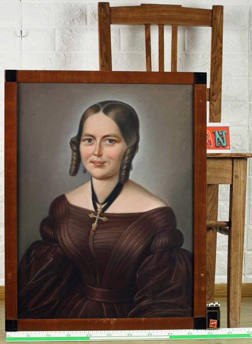 Biedermeier Pastell antik Portrait Edeldame Kreuz Rahmen