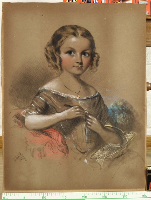 signiert Mack oder Mair Pastell antik Portrait Mädchen Kostüm