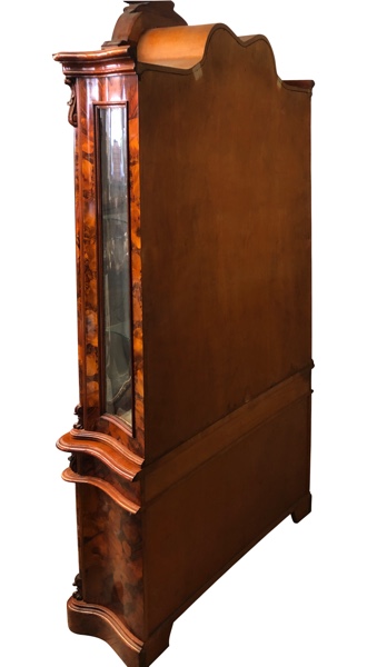 Aufsatzvitrine Wurzelholz Stilmöbel