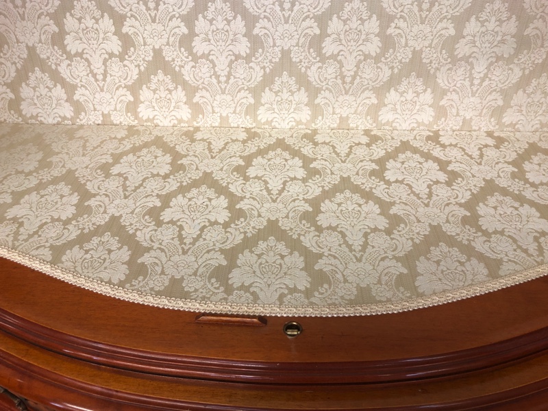 Aufsatzvitrine Wurzelholz Stilmöbel