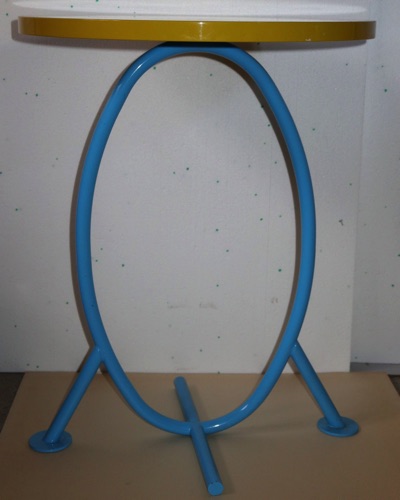 Designer Tisch rund gelb blau