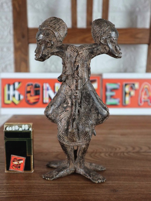 Afrika Bronze Figur Doppelköpfiger Vere