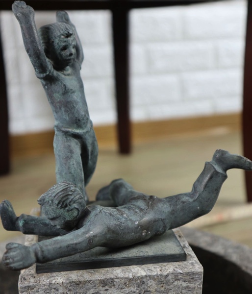 Alfred Zschorsch Bronze Radschläger Brunnen Düsseldorf