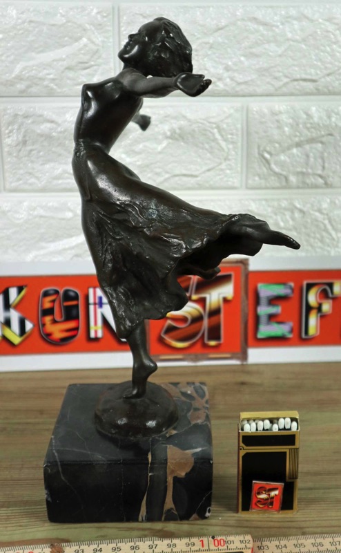 Bronzefigur Tänzerin Widmung Handelshof Rieder Mannheim
