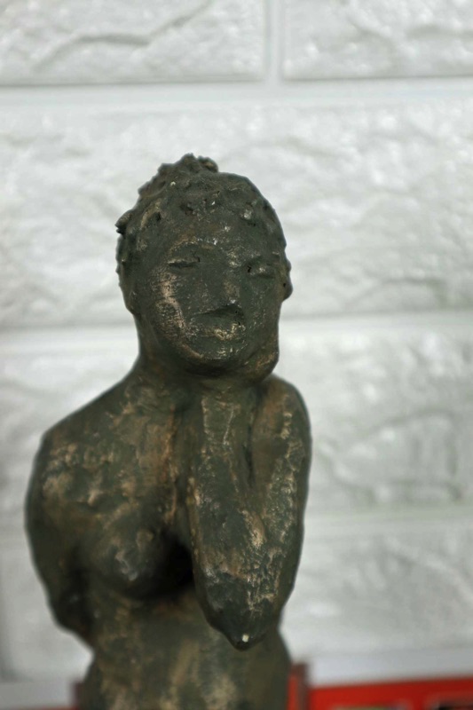 Erf Figur Frau Stuck