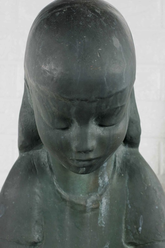 Günter Rossow Bronze Skulptur 80cm Mädchen mit Salamander