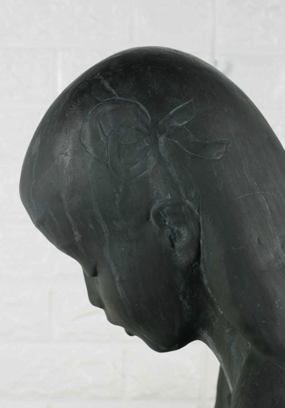 Günter Rossow Bronze Skulptur 80cm Mädchen mit Salamander