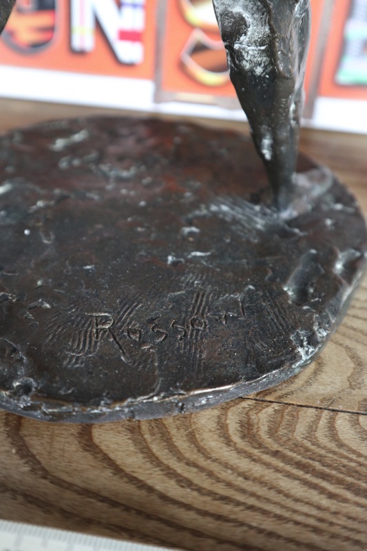 Günter Rossow Bronze Skulptur Kind auf Schaukel