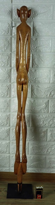 HEK Holzfigur lang dünn Person