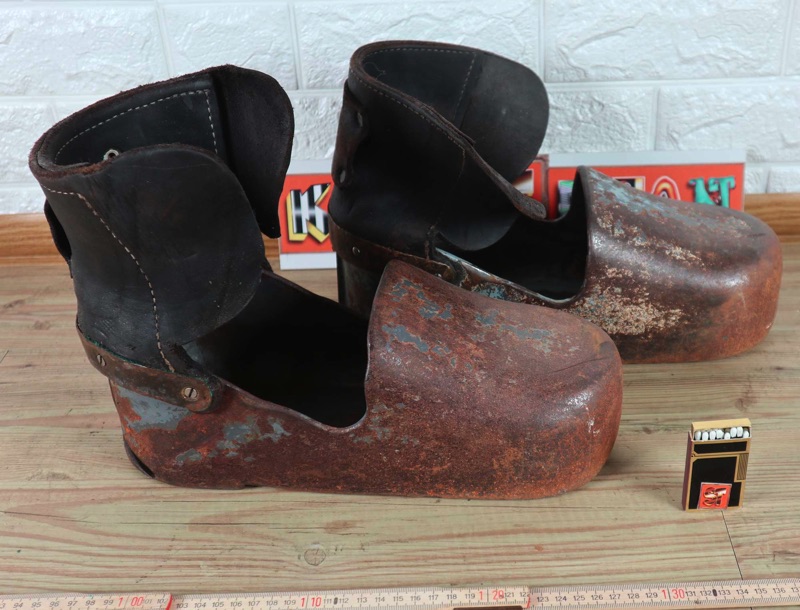 Helmtaucher Taucherschuhe 7