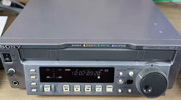 Sony J 30 Betacam compact player broadcast 1