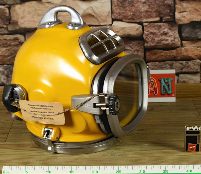 Taucherhelm Dräger DM 220 Helmtaucher Helm deep sea diving helmet Draeger DM220 8