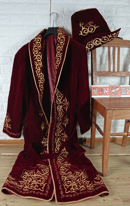 Epke Hyp Tracht Mantel Hut Staatsgeschenk Kasachstan
