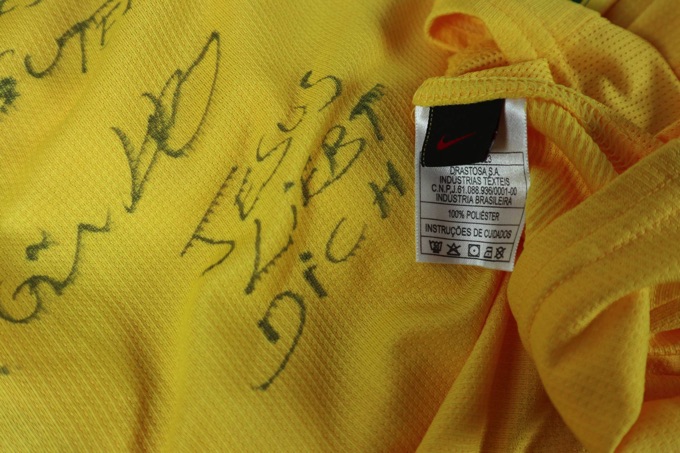 Nike Brasilien Trikot handsigniert Jorginho Guido Westerwelle Staatsgeschenk