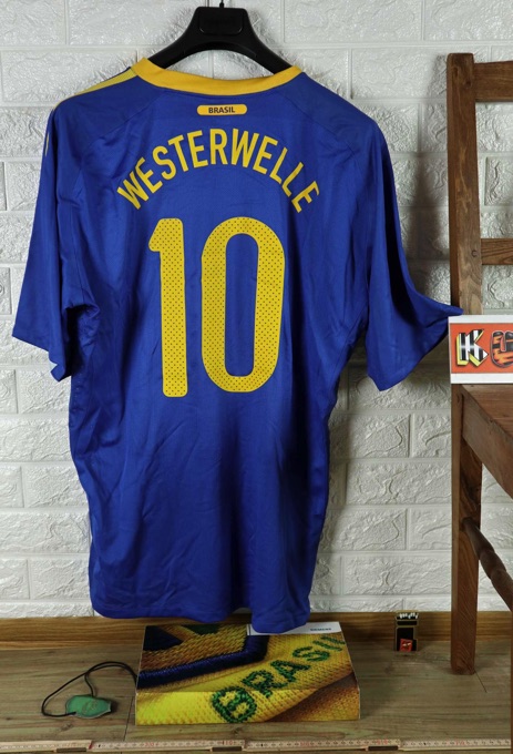 Nike Brasilien Trikot handsigniert Pele Guido Westerwelle Staatsgeschenk