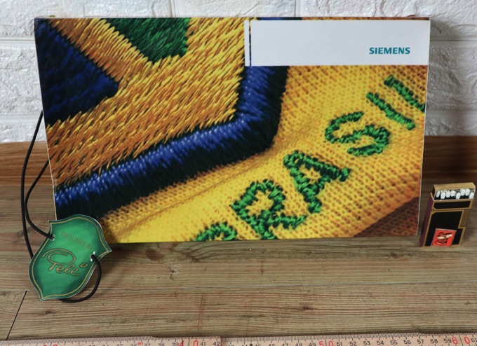 Nike Brasilien Trikot handsigniert Pele Guido Westerwelle Staatsgeschenk