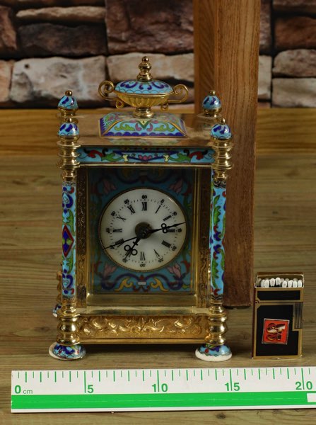 Asiatika Cloisonne Tischuhr China