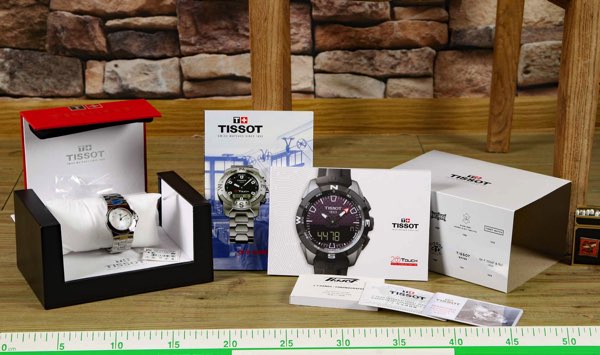 Tissot Damen Armbanduhr neu