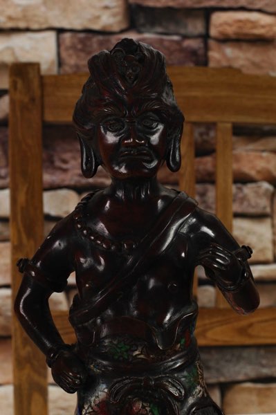 Asiatika Bronze Figur Cloisonne Tracht