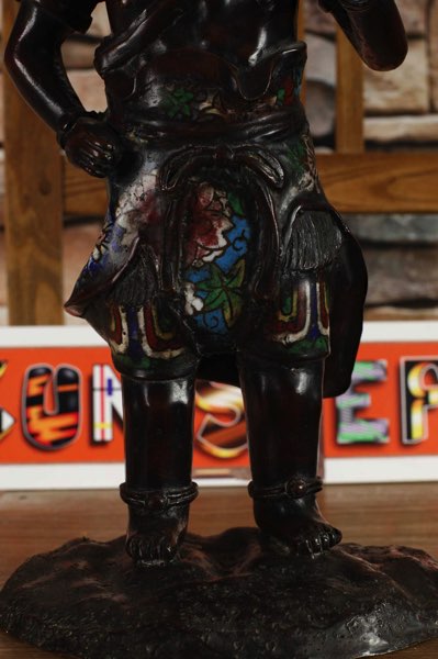 Asiatika Bronze Figur Cloisonne Tracht