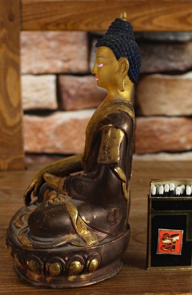 Asiatika Buddha Bronze farbig