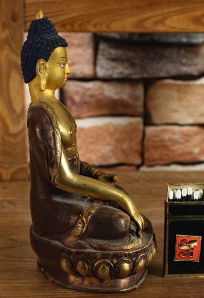 Asiatika Buddha Bronze farbig