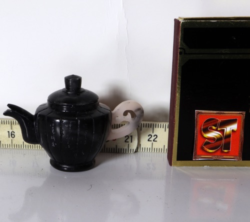 Teekanne Kalligraphie China Jade Miniatur 1