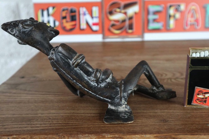 Afrika Bronze Figur liegend Dogon Mali