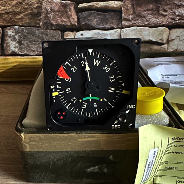 Hubschrauber Bo 105 Bordinstrument 24