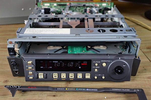 Sony J 3 Betacam compact player broadcast defekt 34