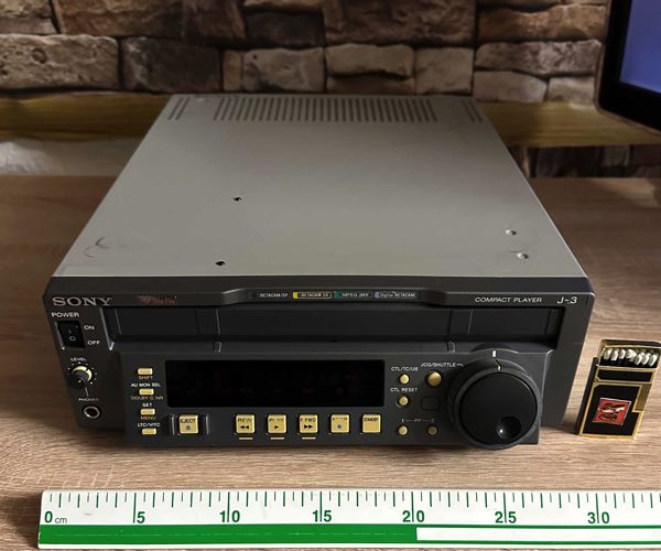 Sony J 3 SDI Betacam compact player broadcast 42