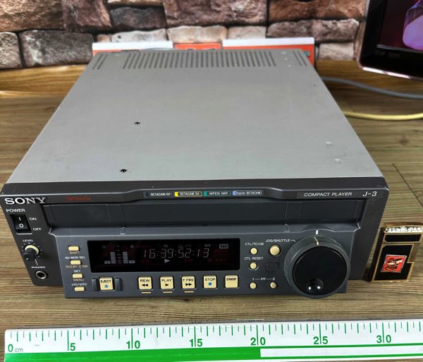 Sony J 3 SDI Betacam compact player broadcast defekt 40