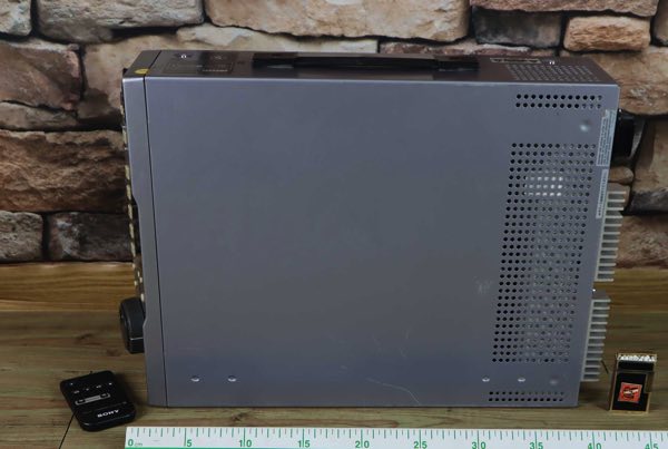 Sony J 30SDI Betacam compact player broadcast 36