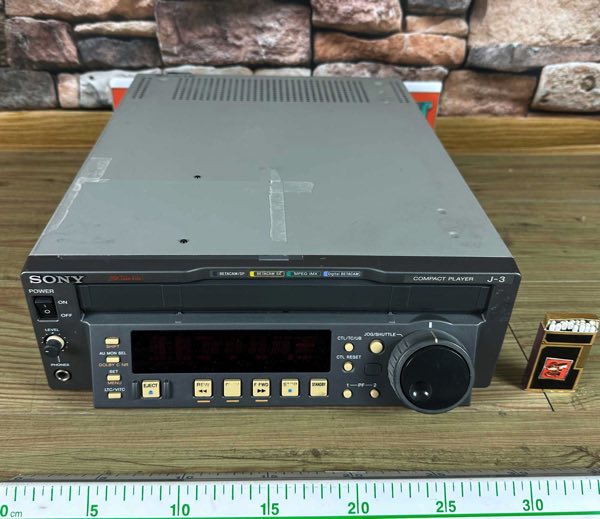 Sony J 30SDI Betacam compact player broadcast 38