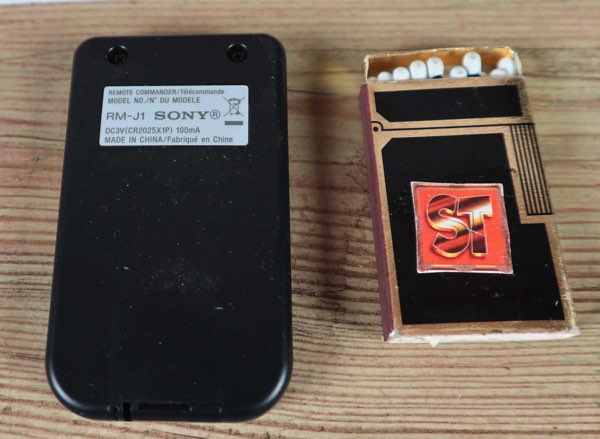 Sony RM J1 Fernbedienung 1